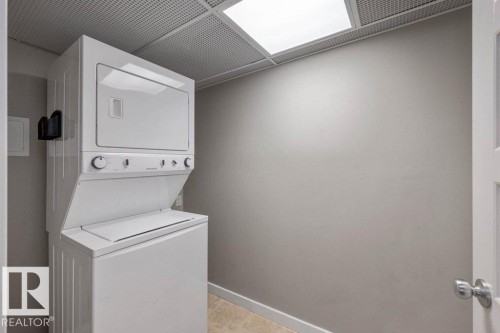 412 10518 113 Street, Edmonton, AB - Indoor Photo Showing Laundry Room