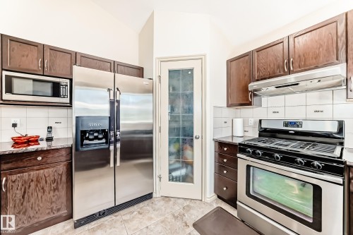 1443 37C Avenue, Edmonton, AB - Indoor Photo Showing Kitchen