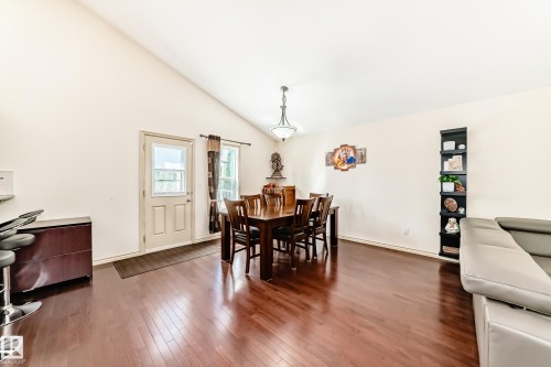 1443 37C Avenue, Edmonton, AB - Indoor Photo Showing Dining Room