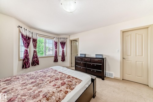 1443 37C Avenue, Edmonton, AB - Indoor Photo Showing Bedroom