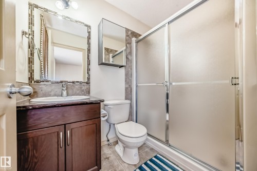 1443 37C Avenue, Edmonton, AB - Indoor Photo Showing Bathroom