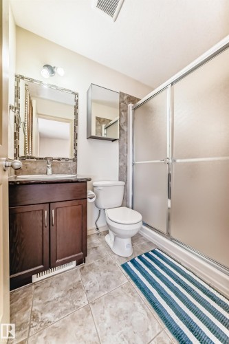 1443 37C Avenue, Edmonton, AB - Indoor Photo Showing Bathroom