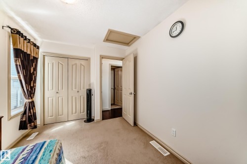 1443 37C Avenue, Edmonton, AB - Indoor Photo Showing Other Room