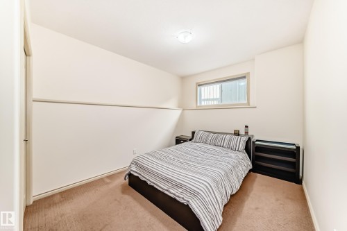 1443 37C Avenue, Edmonton, AB - Indoor Photo Showing Bedroom