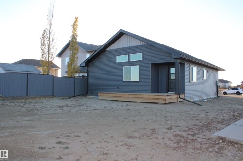 1 Whitetail Way, Mundare, AB - Outdoor
