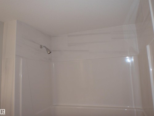 4418 55 Avenue, Barrhead, AB - Indoor Photo Showing Bathroom
