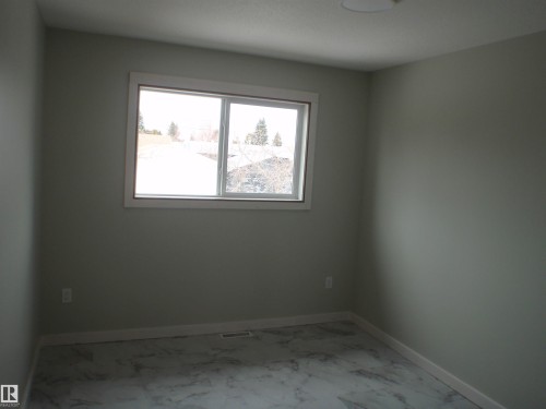 4418 55 Avenue, Barrhead, AB - Indoor Photo Showing Other Room