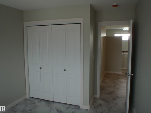 4418 55 Avenue, Barrhead, AB - Indoor