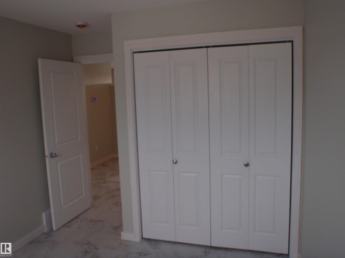 4418 55 Avenue, Barrhead, AB - Indoor