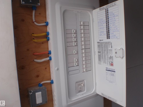 4418 55 Avenue, Barrhead, AB - Indoor