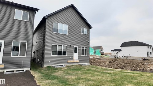 2364 Muckleplum Way, Edmonton, AB - Outdoor