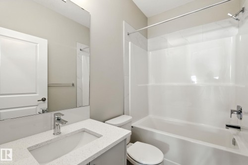 2364 Muckleplum Way, Edmonton, AB - Indoor Photo Showing Bathroom