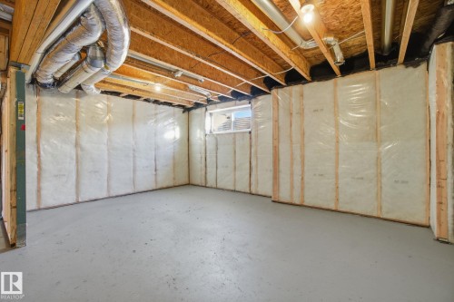 5621 Hawthorn Way, Edmonton, AB - Indoor Photo Showing Basement