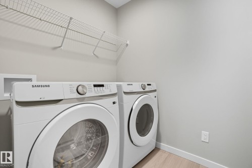 9102 Elves Loop Nw, Edmonton, AB - Indoor Photo Showing Laundry Room