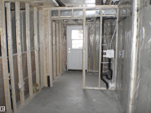 4416 55 Avenue, Barrhead, AB - Indoor