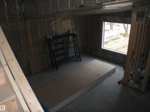 4416 55 Avenue, Barrhead, AB - Indoor Photo Showing Other Room