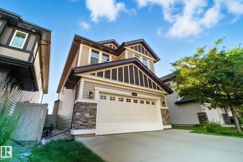 3875 Agar Green, Edmonton, AB - Outdoor