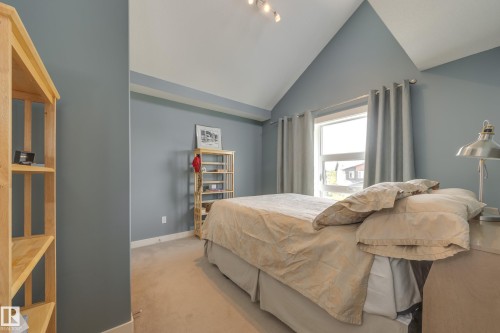 3721 Parker Court, Edmonton, AB - Indoor Photo Showing Bedroom