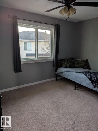 11019 10 Avenue, Edmonton, AB - Indoor Photo Showing Bedroom