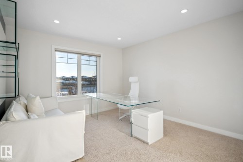 3811 Kidd Bay, Edmonton, AB - Indoor