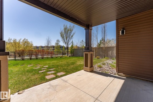 3811 Kidd Bay, Edmonton, AB - Outdoor With Exterior