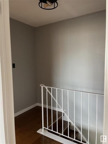 11 11219 103A Avenue, Edmonton, AB - Indoor Photo Showing Other Room