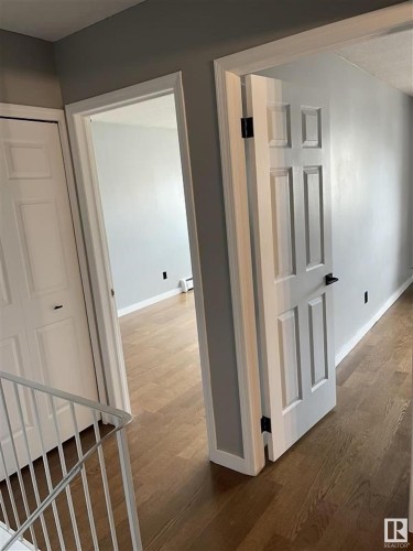 11 11219 103A Avenue, Edmonton, AB - Indoor Photo Showing Other Room