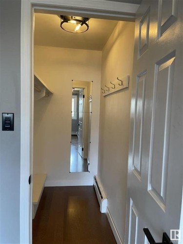 11 11219 103A Avenue, Edmonton, AB - Indoor Photo Showing Other Room