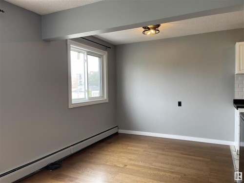 11 11219 103A Avenue, Edmonton, AB - Indoor Photo Showing Other Room