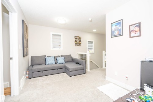 1767 26A Street, Edmonton, AB - Indoor Photo Showing Living Room