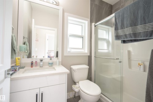 1767 26A Street, Edmonton, AB - Indoor Photo Showing Bathroom