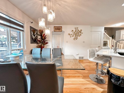 223 61 Street, Edmonton, AB - Indoor