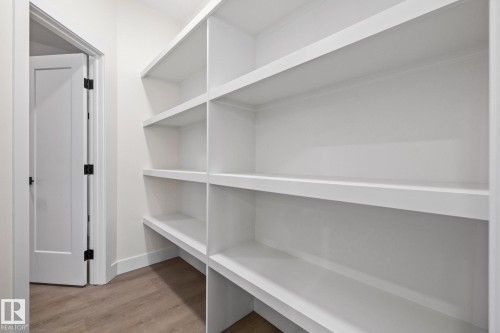 9628 89A Street, Morinville, AB - Indoor With Storage