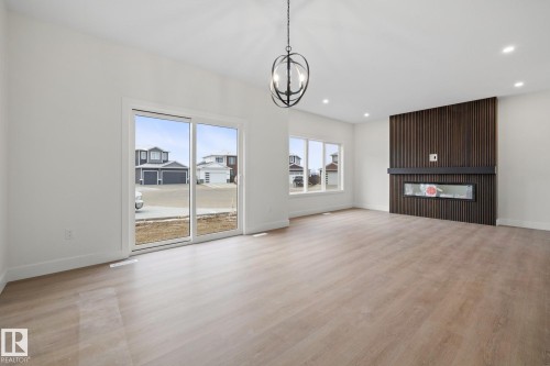 9628 89A Street, Morinville, AB - Indoor