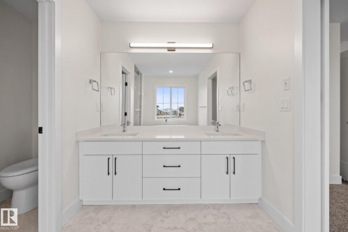 9628 89A Street, Morinville, AB - Indoor Photo Showing Bathroom