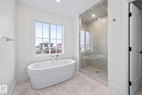 9628 89A Street, Morinville, AB - Indoor Photo Showing Bathroom