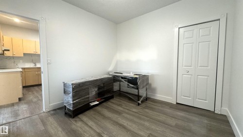 11537 81 Street, Edmonton, AB - Indoor