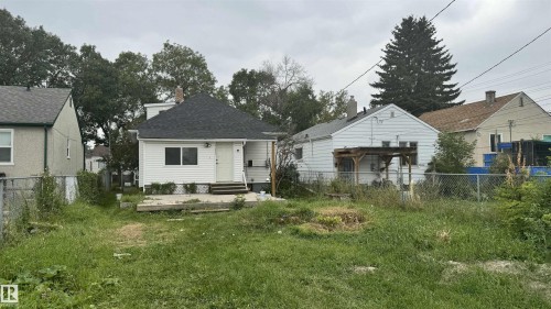 11537 81 Street, Edmonton, AB - Outdoor