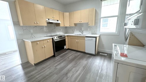 11537 81 Street, Edmonton, AB - Indoor Photo Showing Kitchen