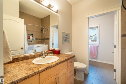 3813 45 Avenue, Bonnyville Town, AB - Indoor Photo Showing Bathroom