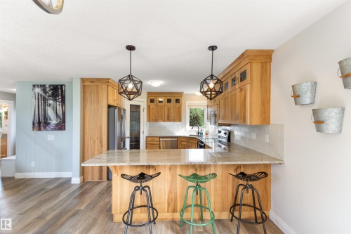 8432 Twp Road 502, Rural Brazeau County, AB - Indoor Photo Showing Kitchen