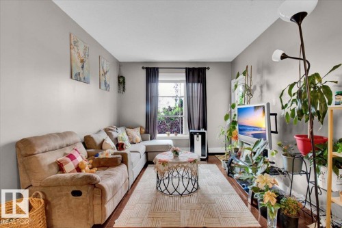 315 2584 Anderson Way, Edmonton, AB - Indoor Photo Showing Living Room