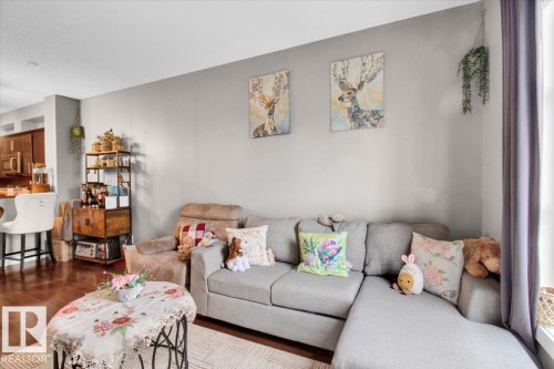 315 2584 Anderson Way, Edmonton, AB - Indoor Photo Showing Living Room