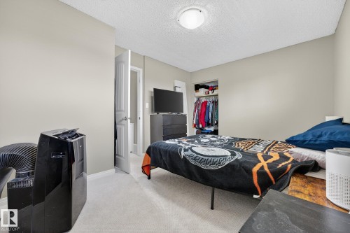 11005 162A Avenue, Edmonton, AB - Indoor Photo Showing Bedroom