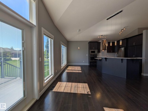 34 3090 Cameron Heights Way, Edmonton, AB - Indoor