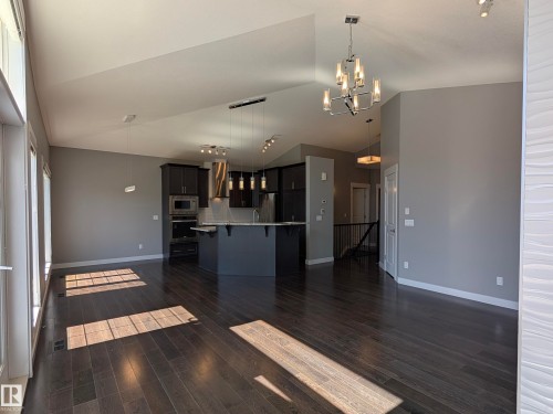 34 3090 Cameron Heights Way, Edmonton, AB - Indoor