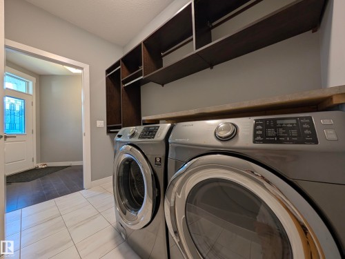 34 3090 Cameron Heights Way, Edmonton, AB - Indoor Photo Showing Laundry Room