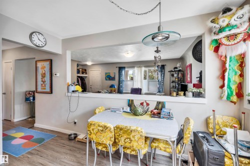 9516 63 Avenue, Edmonton, AB - Indoor Photo Showing Dining Room