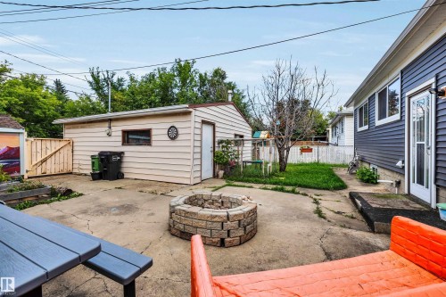 9516 63 Avenue, Edmonton, AB - Outdoor With Exterior