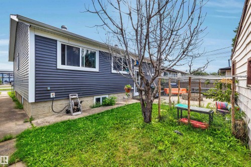 9516 63 Avenue, Edmonton, AB - Outdoor